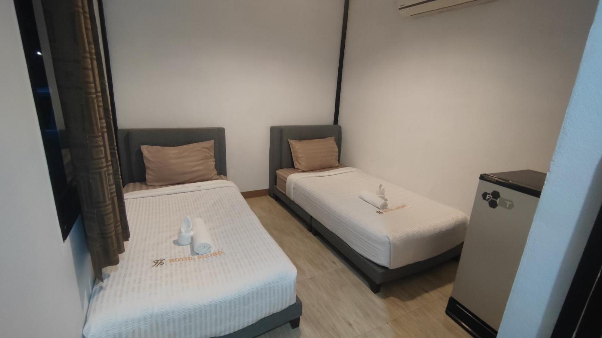 Rai Eingpu Hotel Banthakhun Kültér fotó
