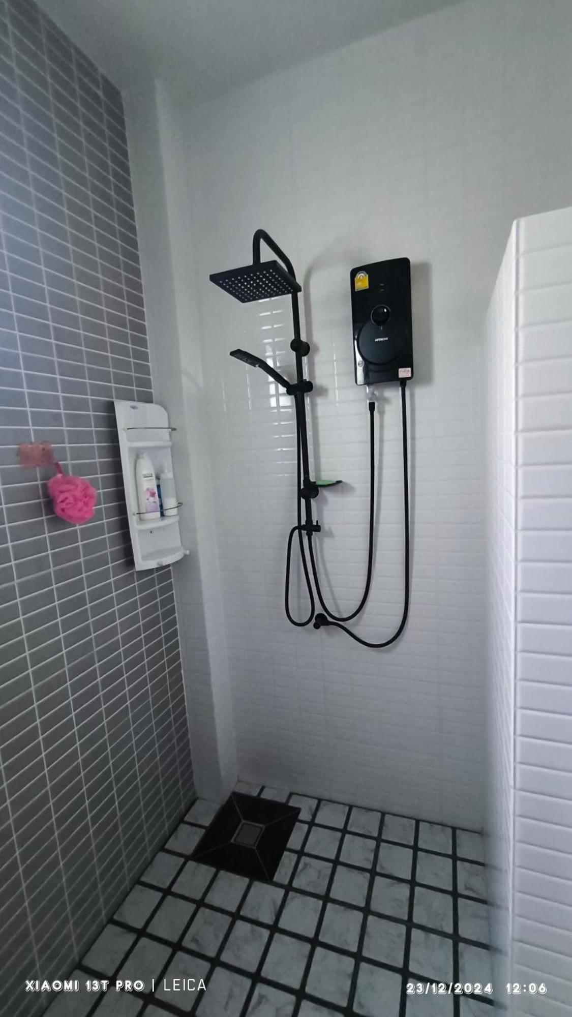 Rai Eingpu Hotel Banthakhun Kültér fotó