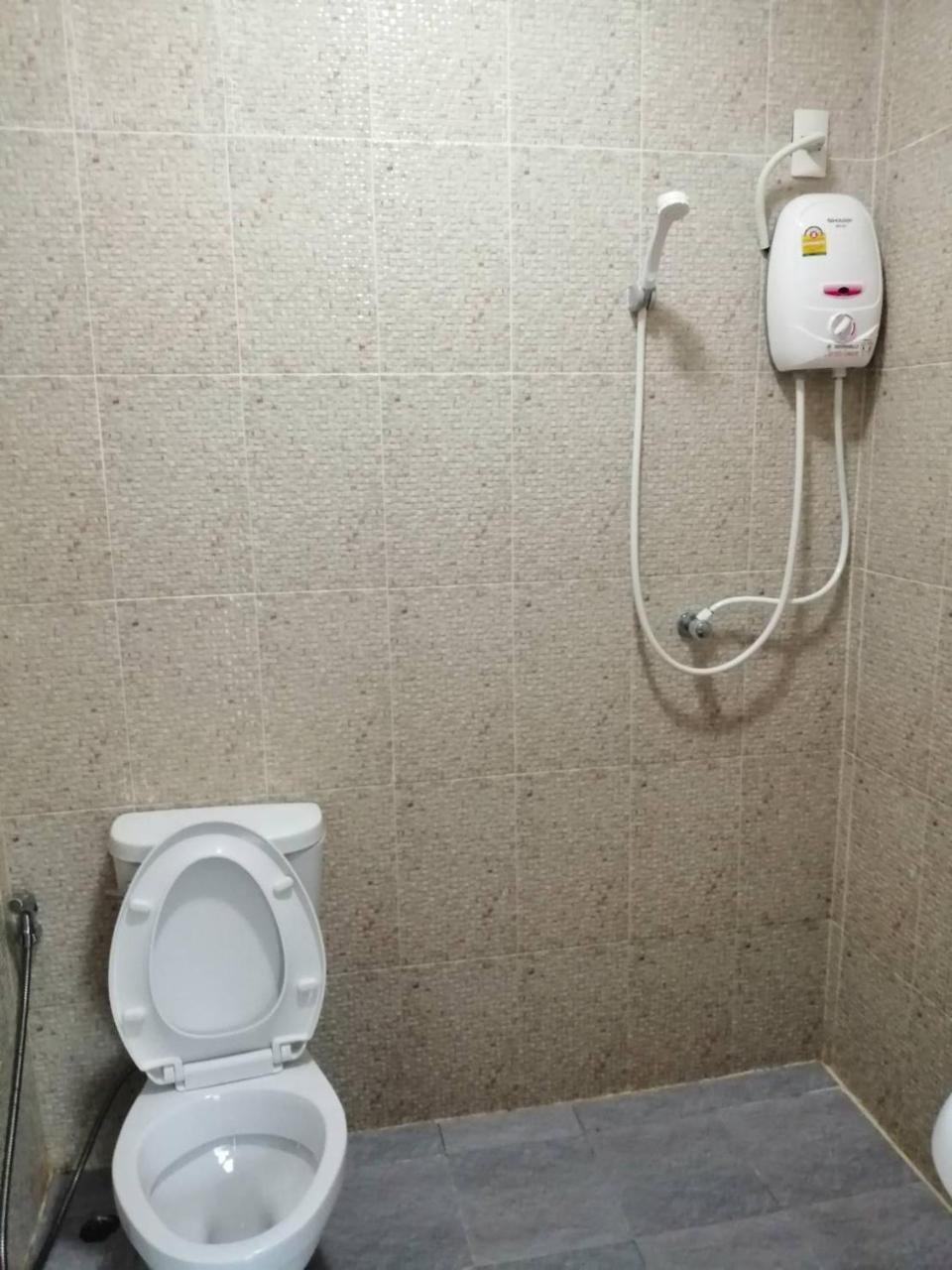 Rai Eingpu Hotel Banthakhun Kültér fotó